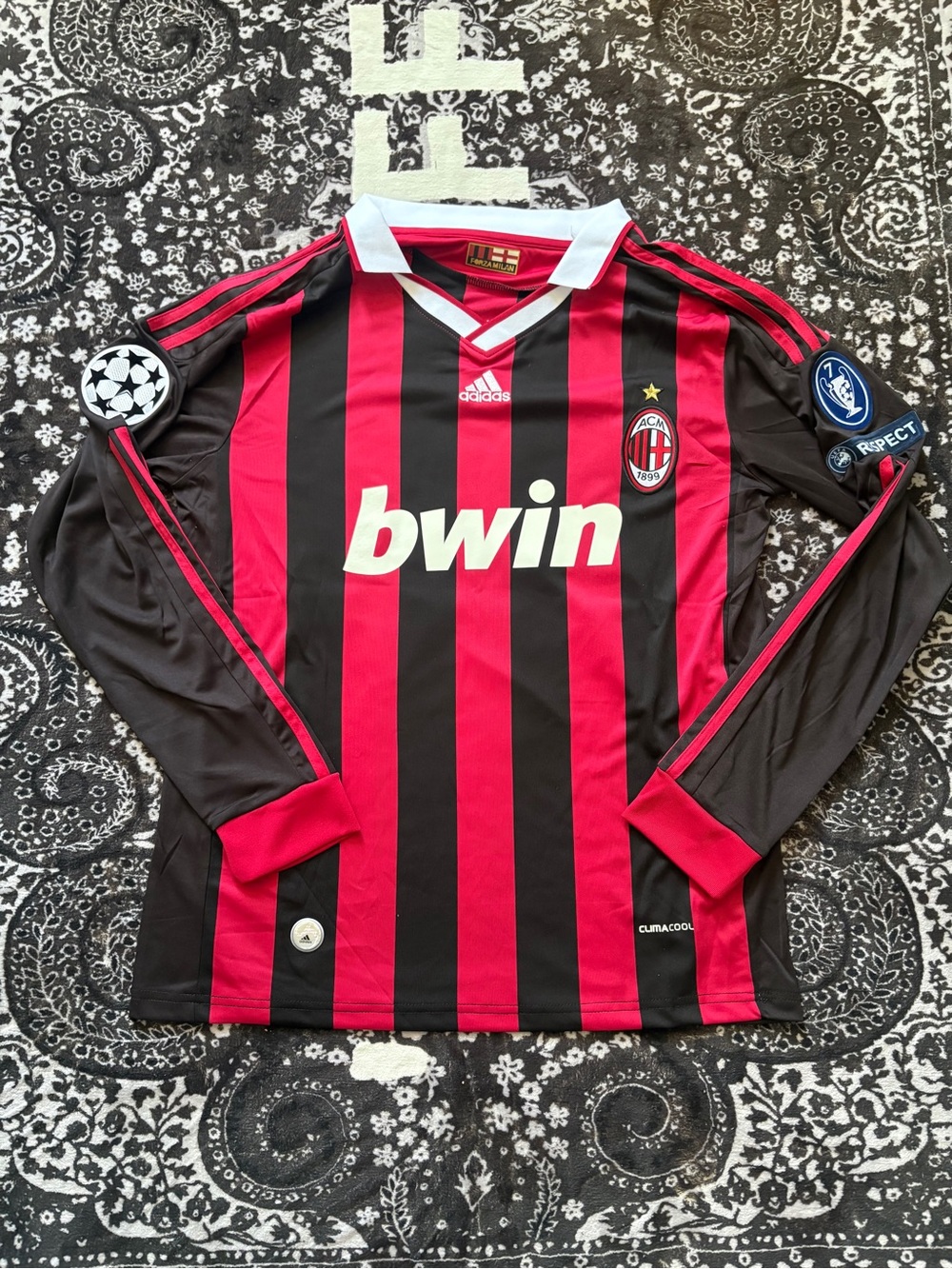 Ronaldinho #80 AC Milan 2009/10 Long Sleeve Jersey Retro - Men’s Sizes